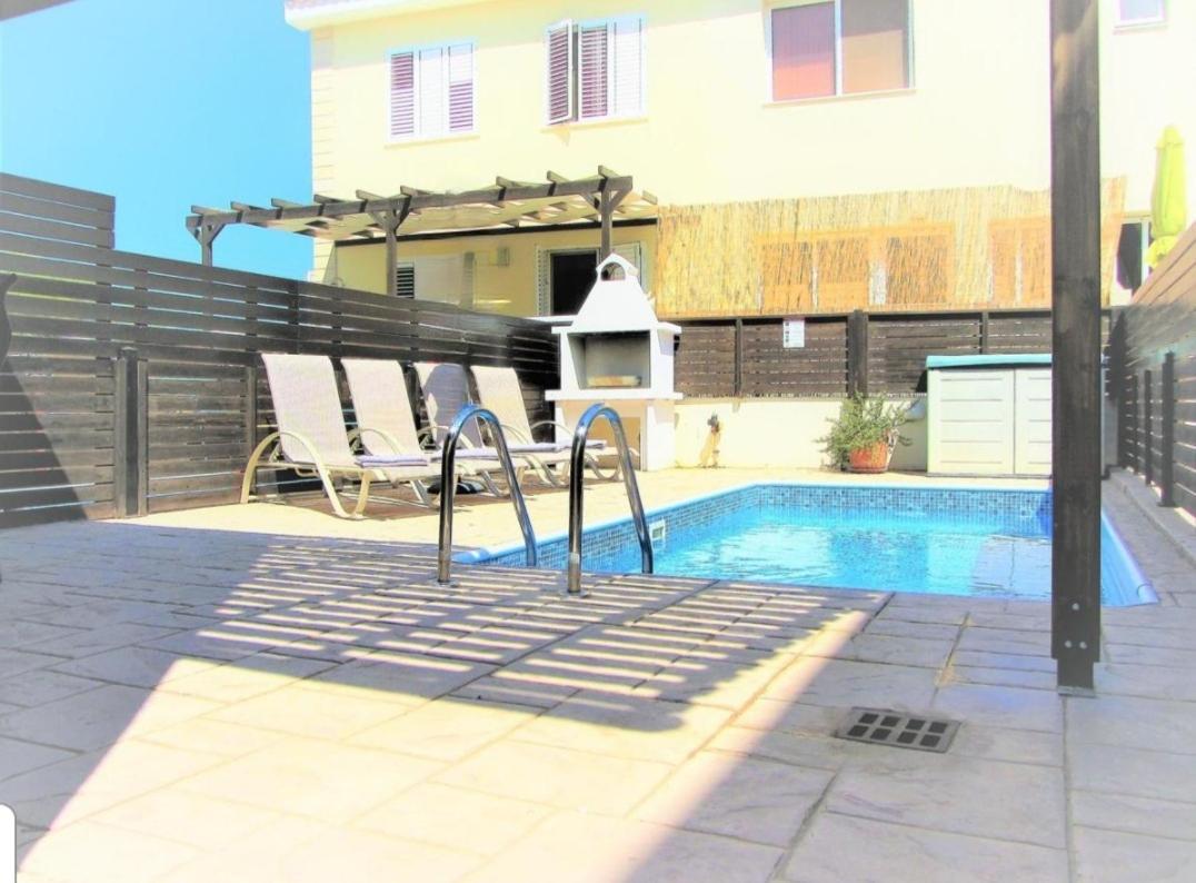 Villa Jade Paralimni Buitenkant foto