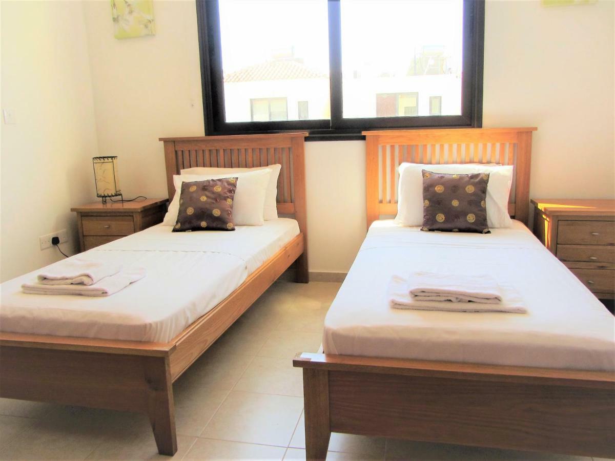 Villa Jade Paralimni Buitenkant foto